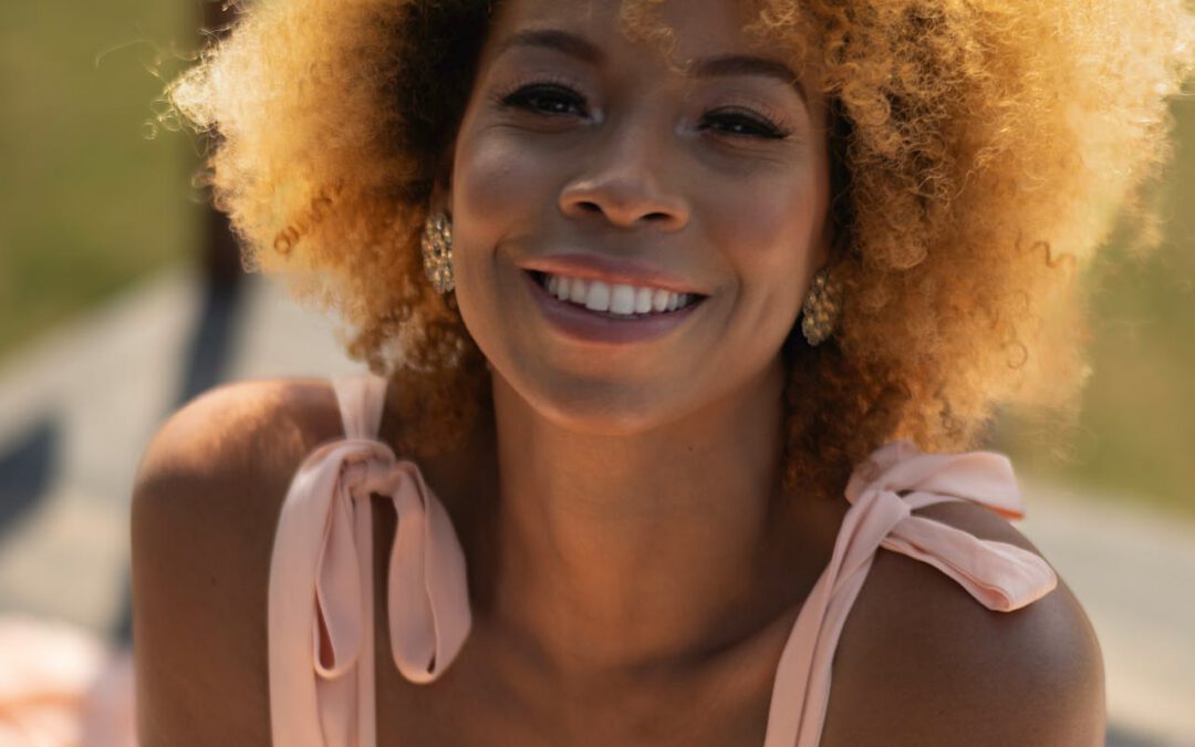 Shrinkage cheveux crépus : faut-il vraiment le combattre ?